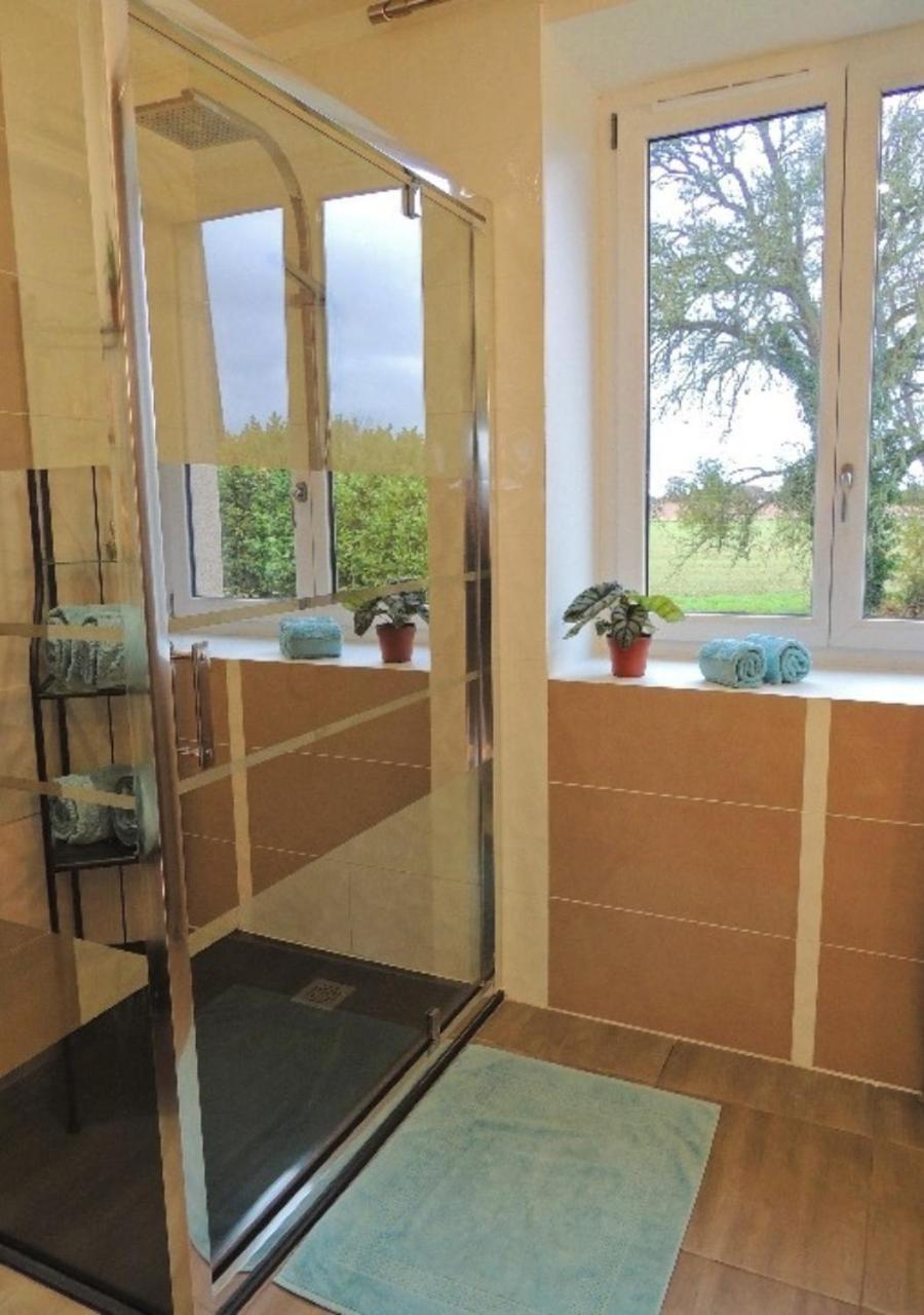 Ceshap - Chambres D'Hotes Avec Jacuzzi Taden Экстерьер фото